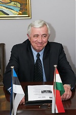bajkov_stol.jpg